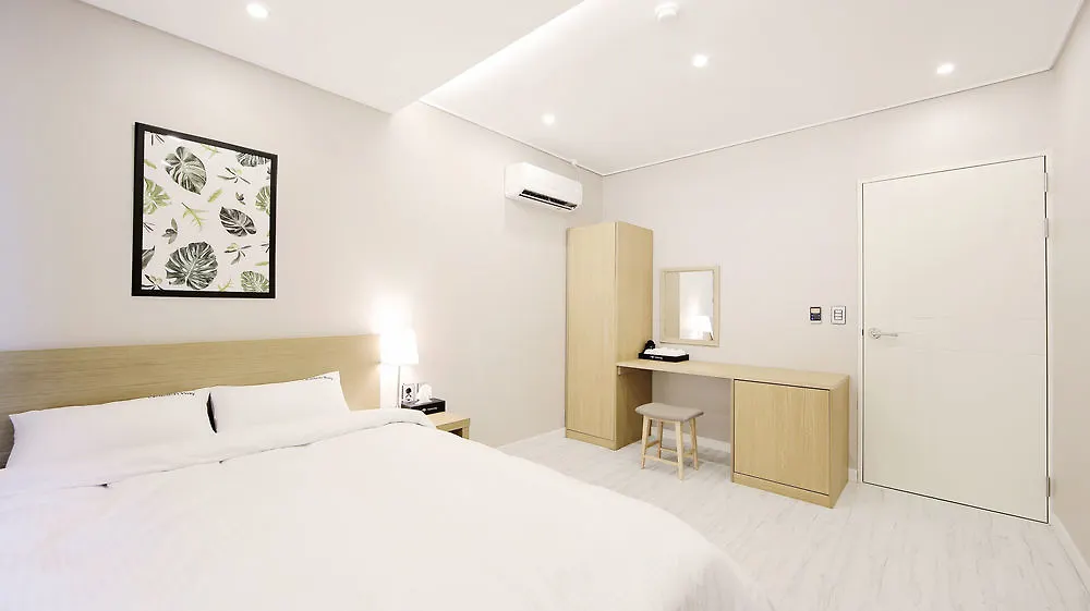 Golden Bay Haeundae Hotel Busan 2*,