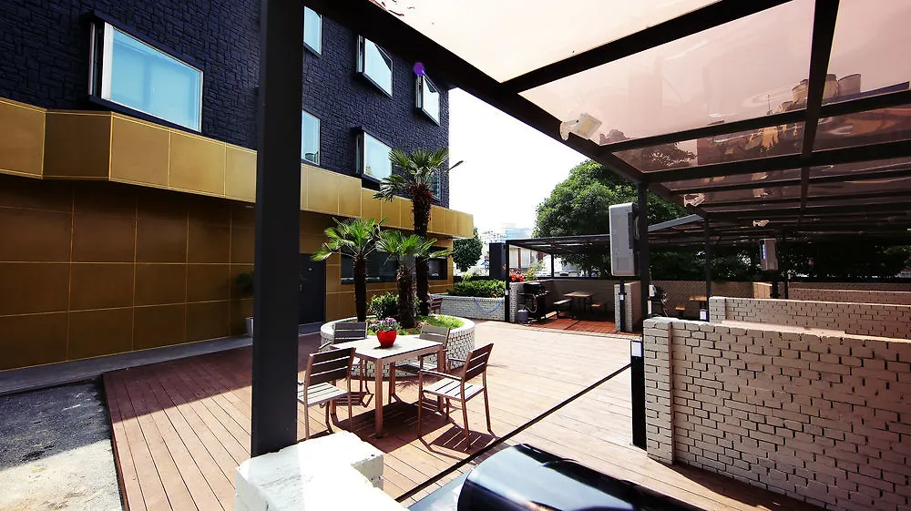 Golden Bay Haeundae Hotel Busan 2*,  South Korea